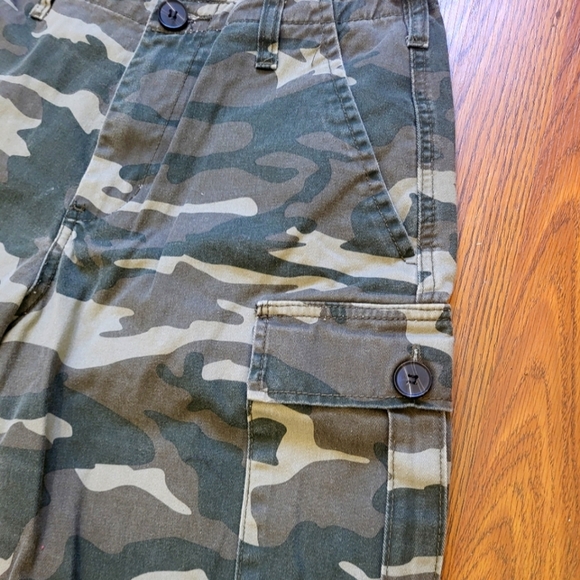 Streetwear Of Society Highrise Camo Cargo Pants Medium - Picture 4 of 10